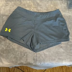 women Under Armour shorts